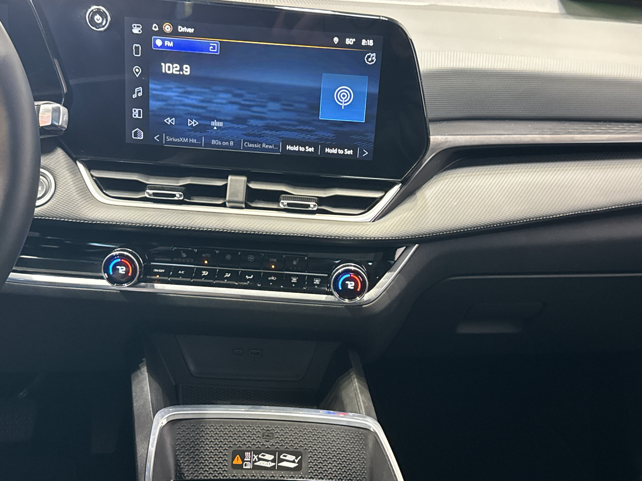 Used 2025 Chevrolet Equinox LT w/ Convenience Package II FWD image 28