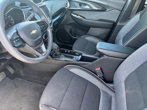 Used 2023 Chevrolet TrailBlazer LS image 19