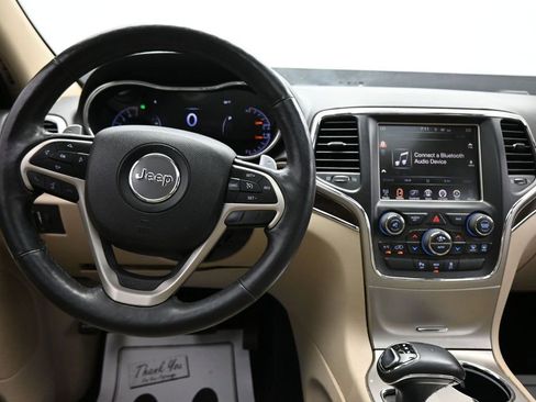 Used 2014 Jeep Grand Cherokee Limited AWD/4WD image 14