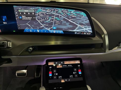 Certified 2026 Cadillac Vistiq Sport AWD/4WD image 39