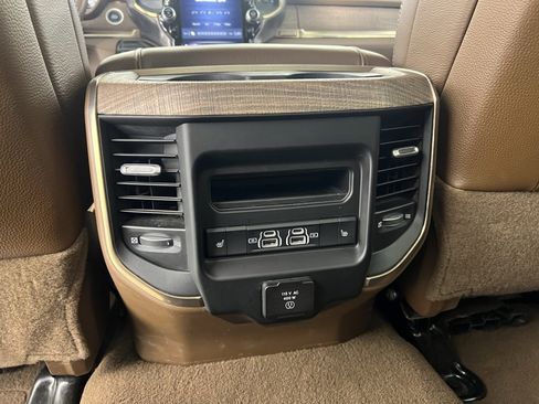Used 2022 RAM 2500 Limited image 30