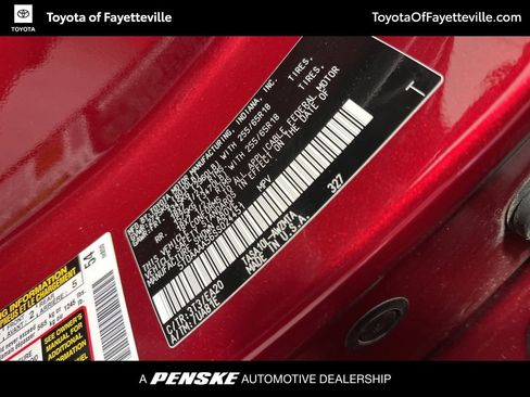 Used 2025 Toyota Grand Highlander XLE image 37