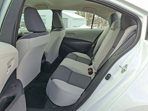 Certified 2025 Toyota Corolla LE image 11