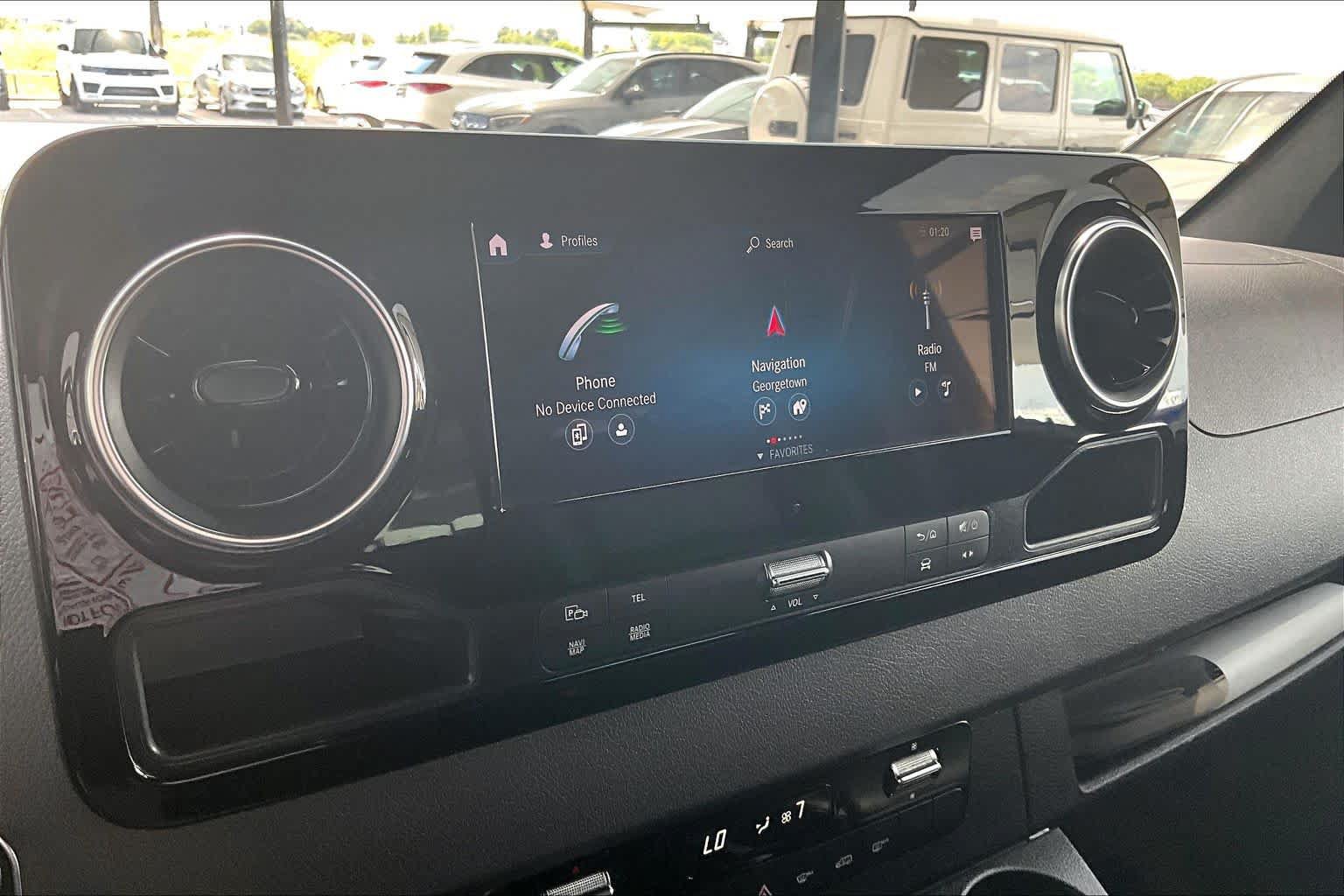 Used 2023 Mercedes-Benz Sprinter 1500 image 35