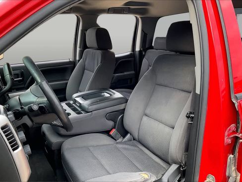 Used 2019 Chevrolet Silverado 1500 LT w/ Texas Edition AWD/4WD image 9