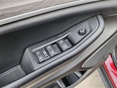 Used 2023 Jeep Grand Cherokee 4xe image 12