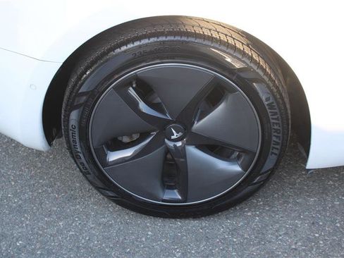 Used 2018 Tesla Model 3 Long Range AWD/4WD image 7
