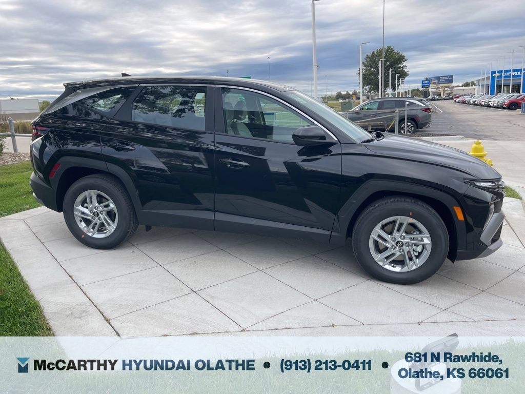 Used 2026 Hyundai Tucson SE FWD image 13