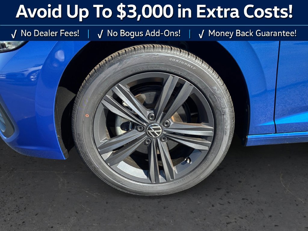 Used 2024 Volkswagen Jetta SE w/ Panoramic Sunroof Package FWD image 13
