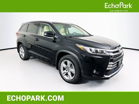 Used 2017 Toyota Highlander Limited w/ Protection Package #3 AWD/4WD image 1