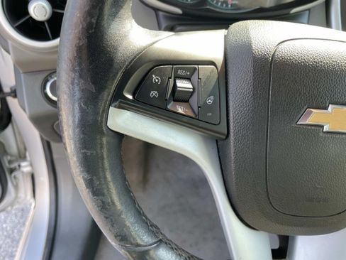 Used 2018 Chevrolet Sonic LT w/ Convenience Package FWD image 25