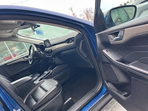 Used 2022 Ford Escape SEL AWD/4WD image 11