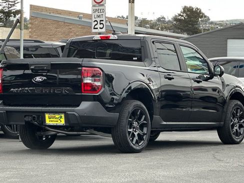 New 2025 Ford Maverick Lariat w/ Black Appearance Package image 4