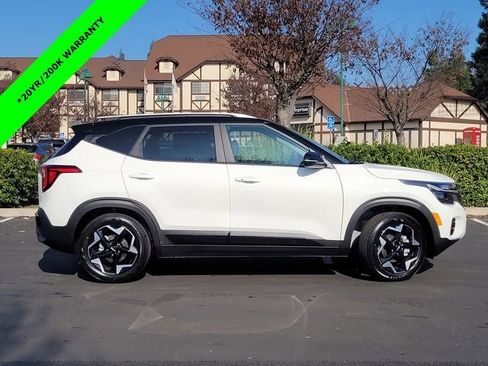 New 2026 Kia Seltos S image 3