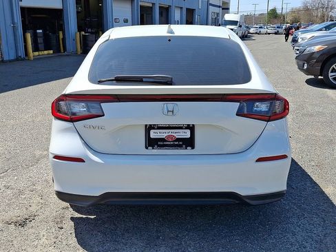 Used 2023 Honda Civic EX-L image 5