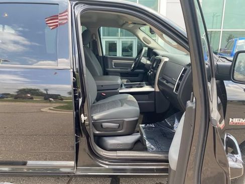 Used 2017 RAM 1500 Big Horn AWD/4WD image 31