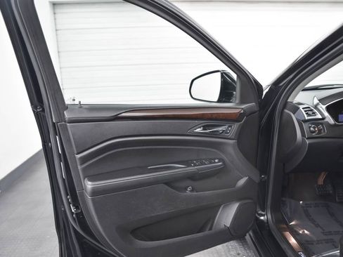 Used 2015 Cadillac SRX Luxury w/ Driver Awareness Package image 11