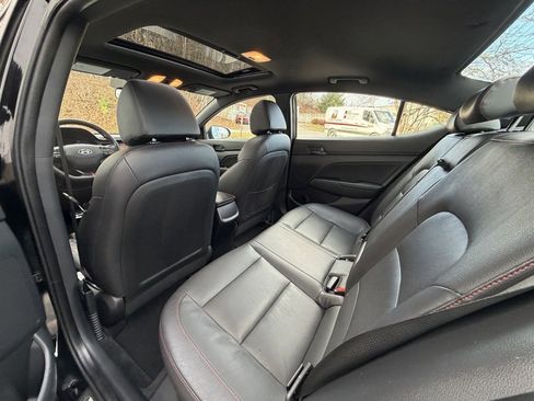 Used 2019 Hyundai Elantra Sport w/ Cargo Package image 13