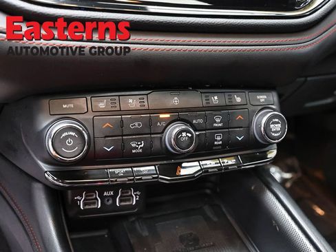 Used 2024 Dodge Durango R/T AWD/4WD image 19