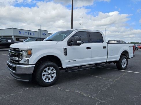 Used 2021 Ford F350 XLT image 3