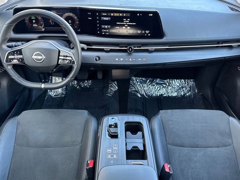 Used 2023 Nissan Ariya FWD image 15