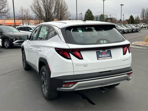 New 2026 Hyundai Tucson Blue SE w/ Tow & Go Package AWD/4WD image 10