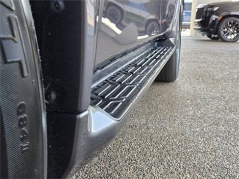 Used 2024 INFINITI QX80 Luxe image 9