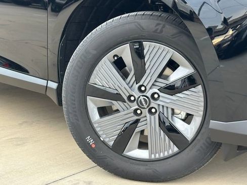 Used 2026 Nissan Murano SL image 2