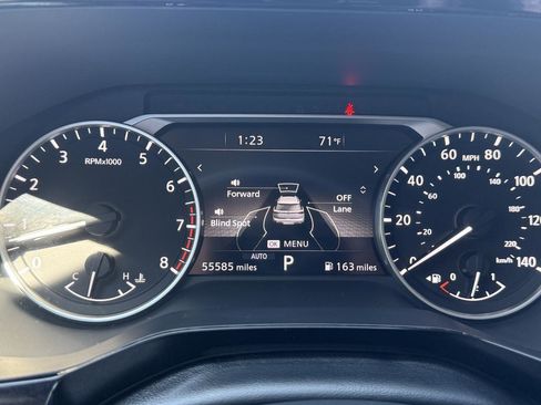 Used 2022 Nissan Pathfinder SL w/ SL Premium Package image 13