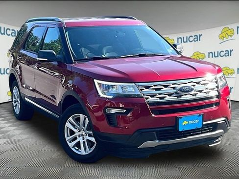 Used 2019 Ford Explorer XLT w/ Equipment Group 202A AWD/4WD image 1