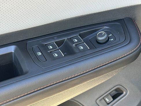 New 2026 Volkswagen Atlas Peak Edition image 18