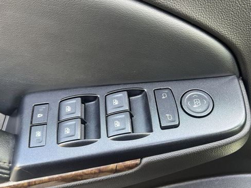 Used 2016 Chevrolet Tahoe LS image 22