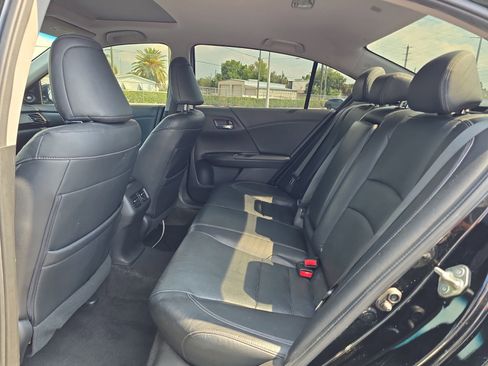 Used 2015 Honda Accord EX-L image 13