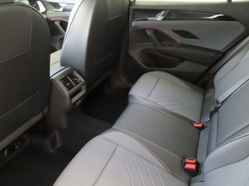 New 2026 Volkswagen Tiguan SE R-Line image 24