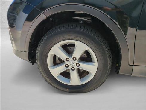 Used 2014 Toyota RAV4 XLE FWD image 23