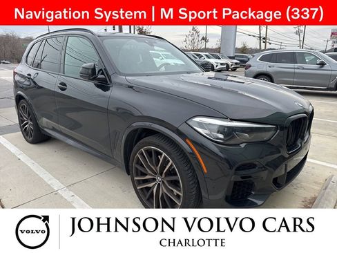 Used 2022 BMW X5 xDrive40i w/ M Sport Package image 1