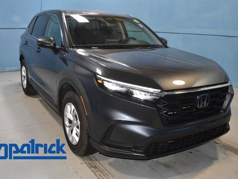 Used 2026 Honda CR-V LX image 1