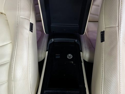 Used 2016 Nissan GT-R Premium image 29