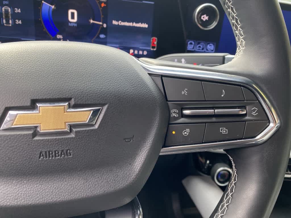 Used 2024 Chevrolet Equinox EV LT w/ LPO, Active Package AWD/4WD image 21