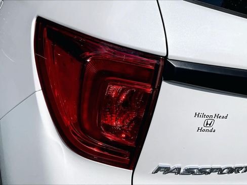Used 2023 Honda Passport EX-L image 29