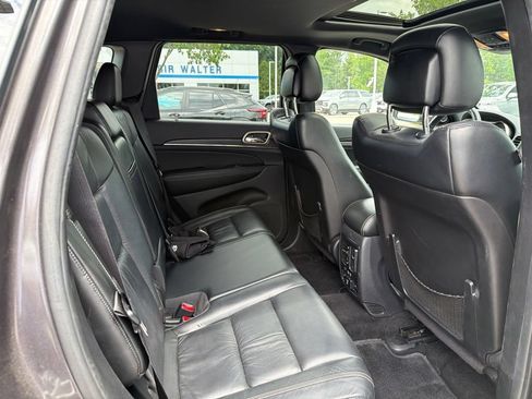 Used 2015 Jeep Grand Cherokee Limited AWD/4WD image 19