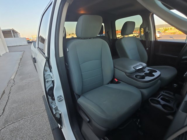 Used 2017 RAM 2500 Tradesman w/ Chrome Appearance Group AWD/4WD image 23