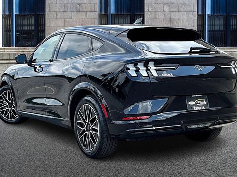 Certified 2024 Ford Mustang Mach-E Premium image 10