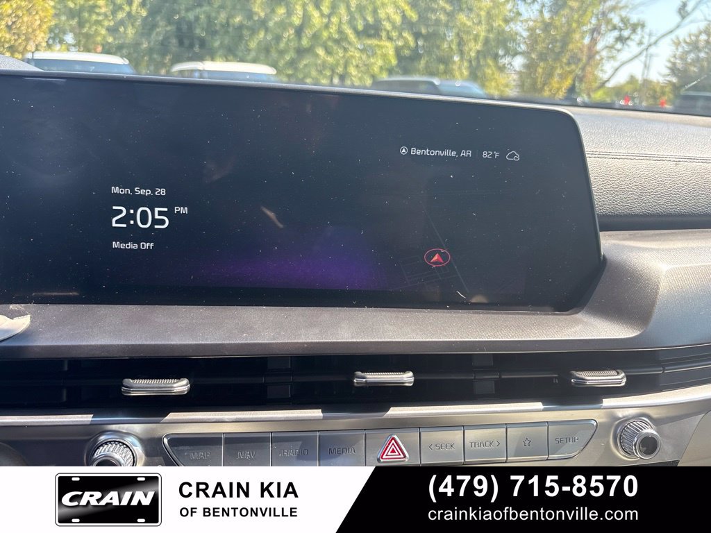 Certified 2024 Kia Telluride S w/ S Sunroof Package AWD/4WD image 20
