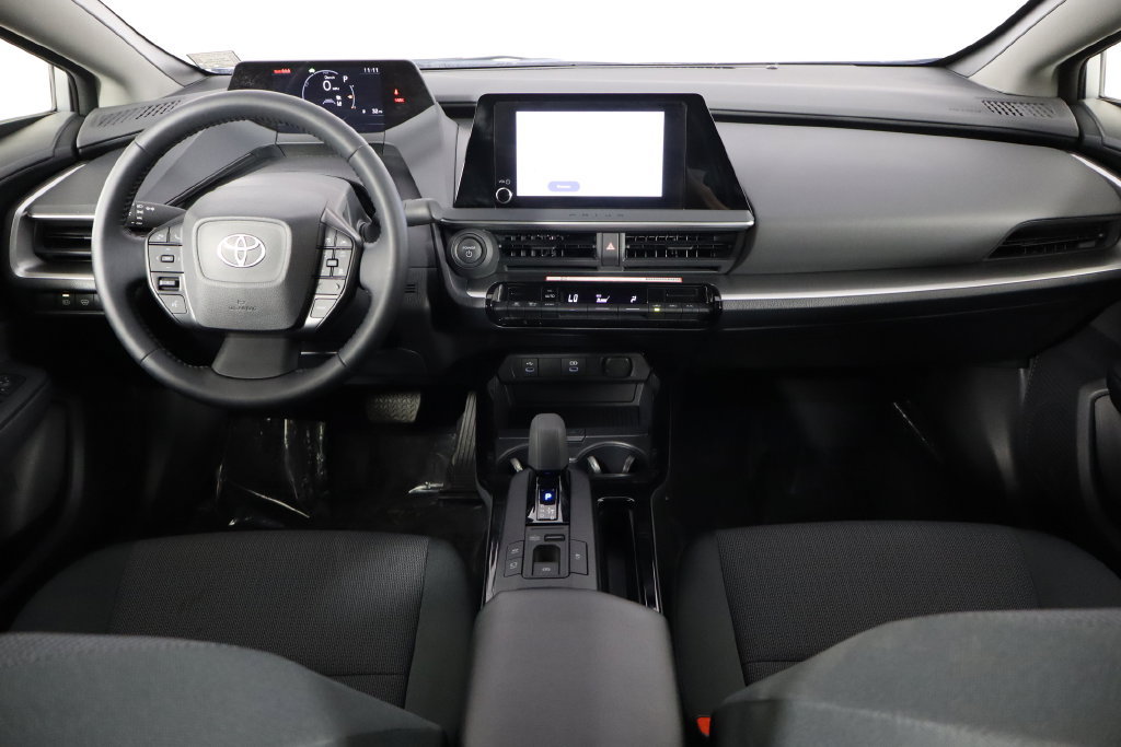 Used 2026 Toyota Prius LE FWD image 13