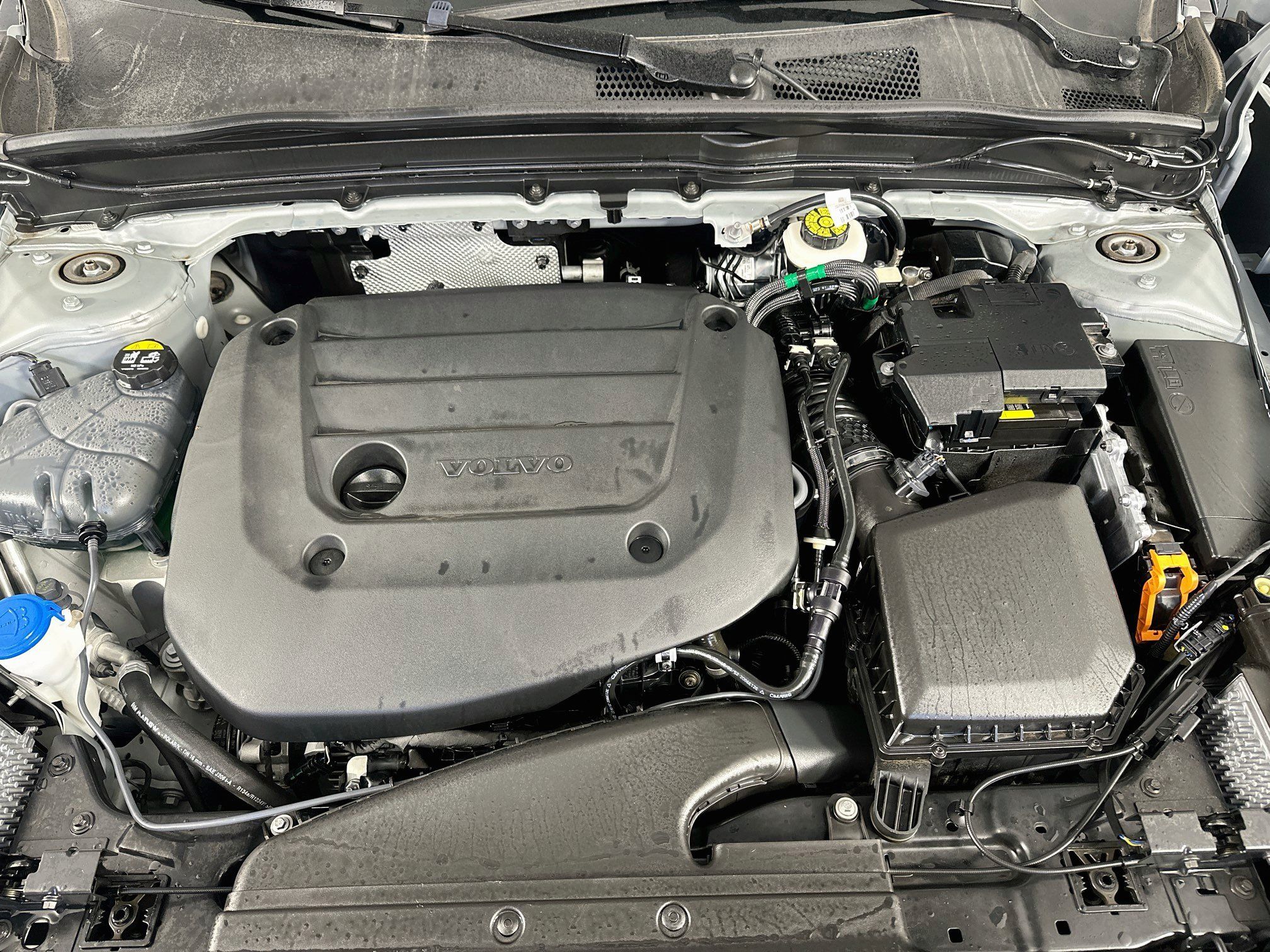 Used 2026 Volvo XC40 B5 Plus AWD/4WD image 33
