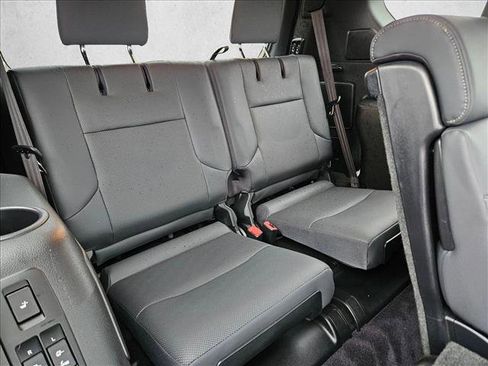 Used 2022 Lexus GX 460 Premium w/ Premium Plus Package image 22