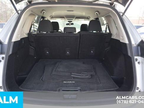 Used 2024 Nissan Rogue S image 19