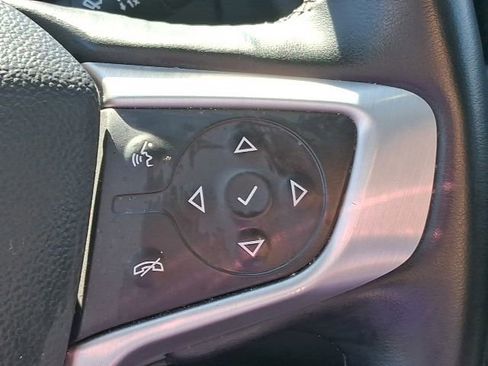 Used 2024 GMC Terrain SLT AWD/4WD image 19