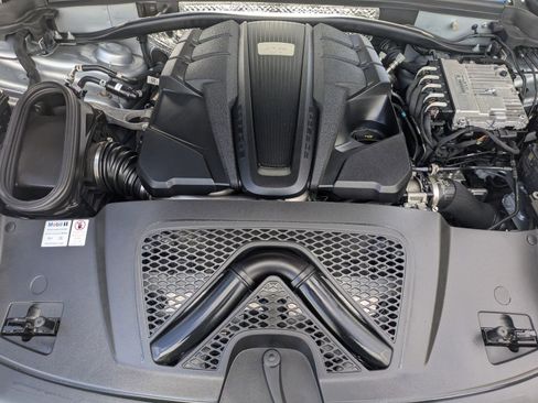 Used 2021 Porsche Macan GTS image 22